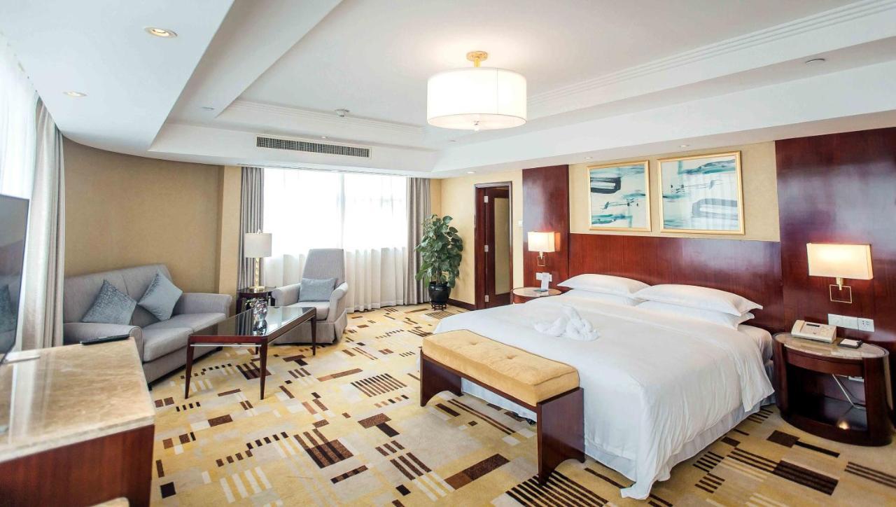 Sheraton Guiyang Hotel Экстерьер фото