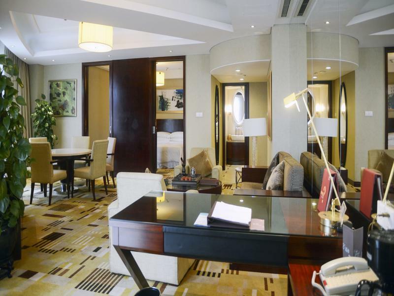 Sheraton Guiyang Hotel Экстерьер фото
